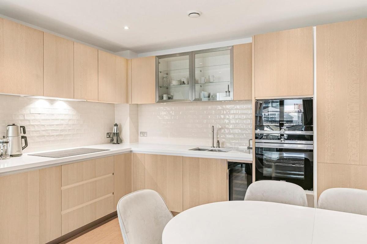 Apartment Luxurious Modern In