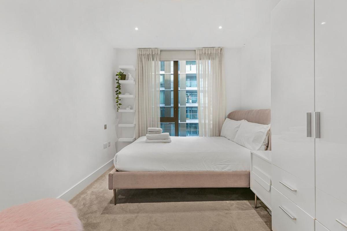 Luxurious Modern In Londra