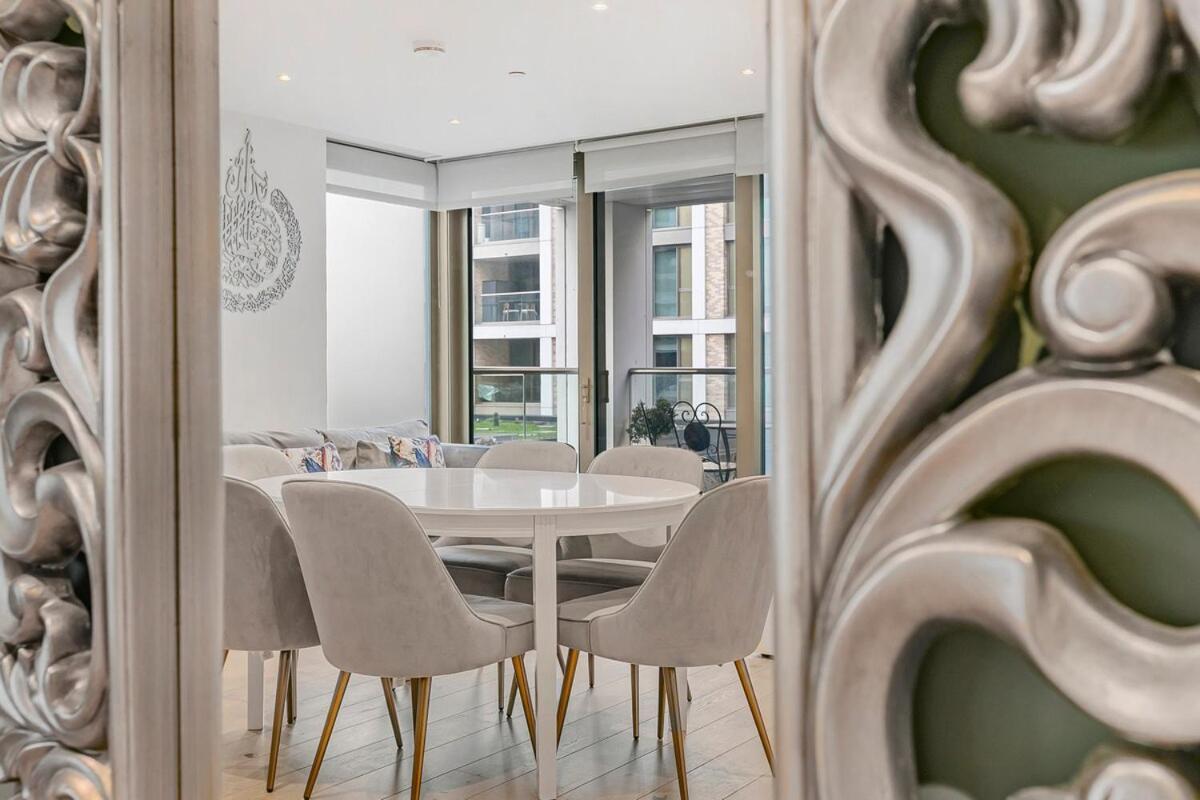 Luxurious Modern In * Londra