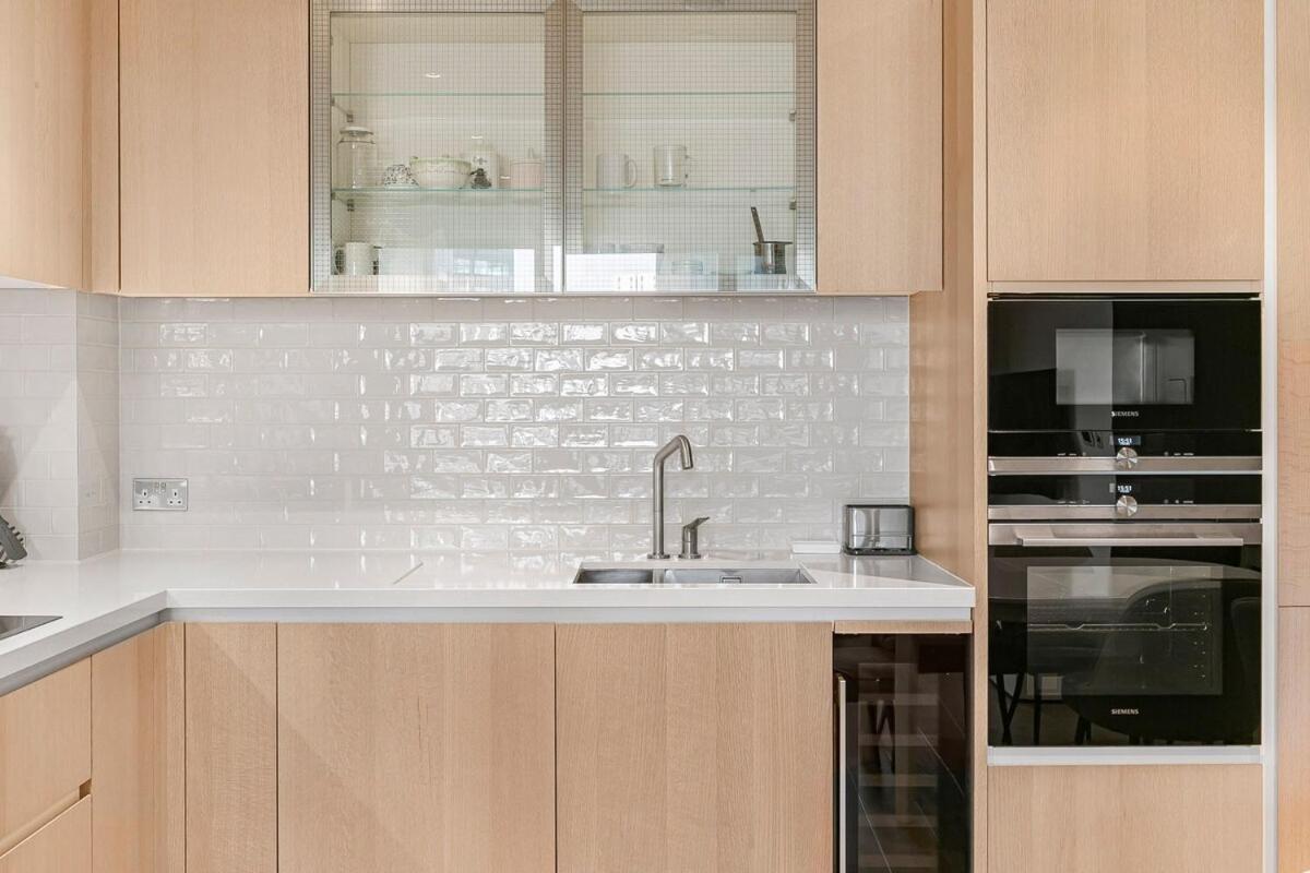 Luxurious Modern In * Londra