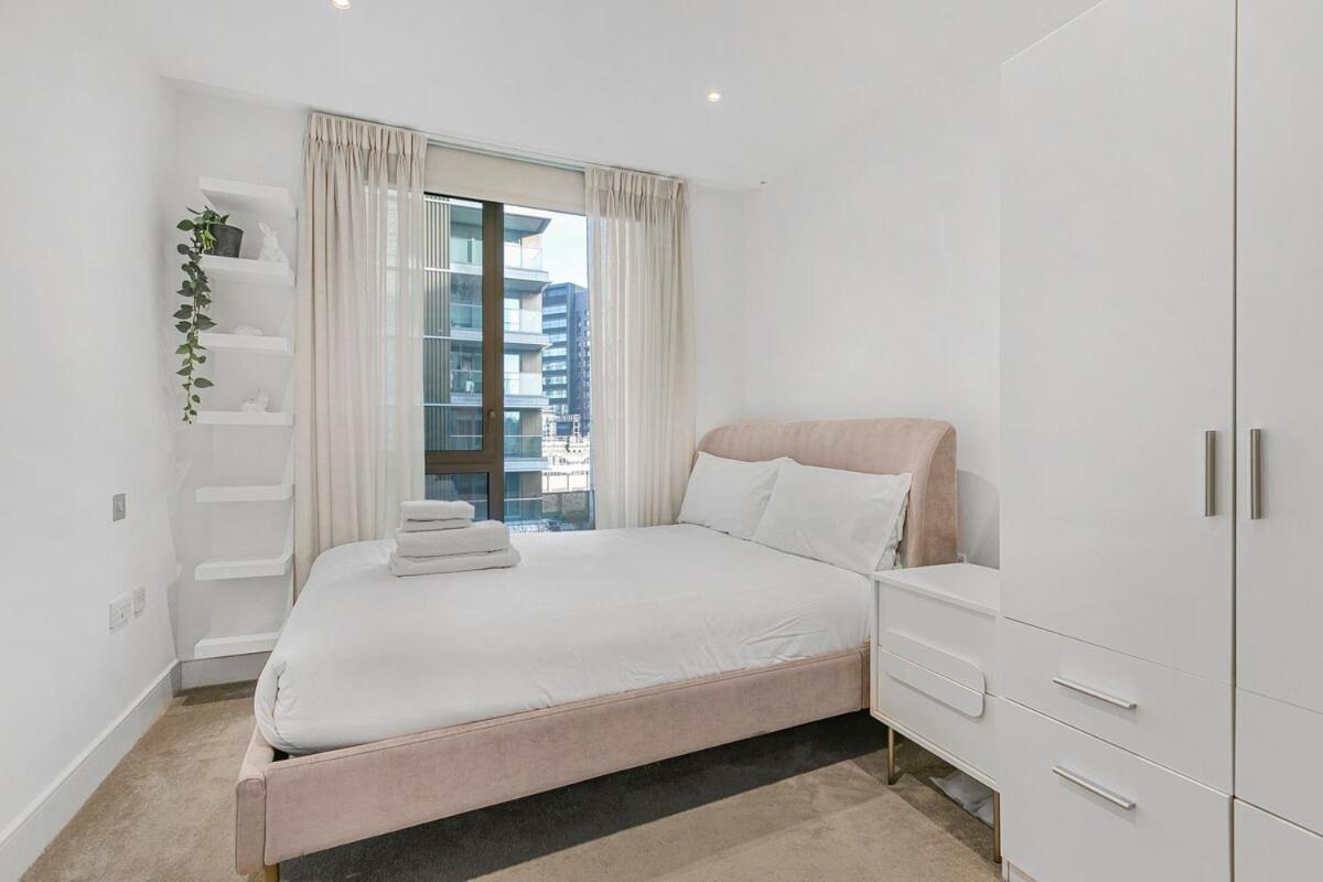 Luxurious Modern In Londra