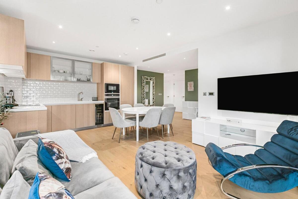 Luxurious Modern In
