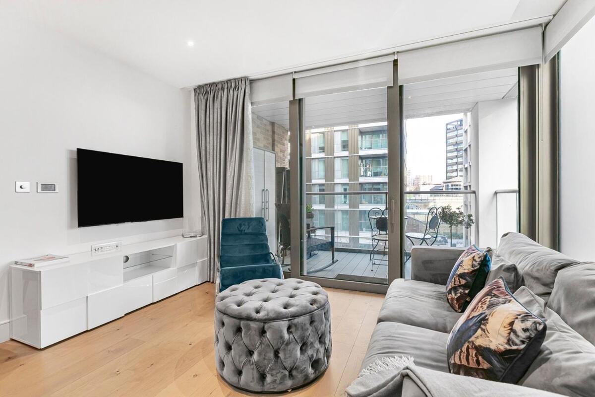 Luxurious Modern In * Londra